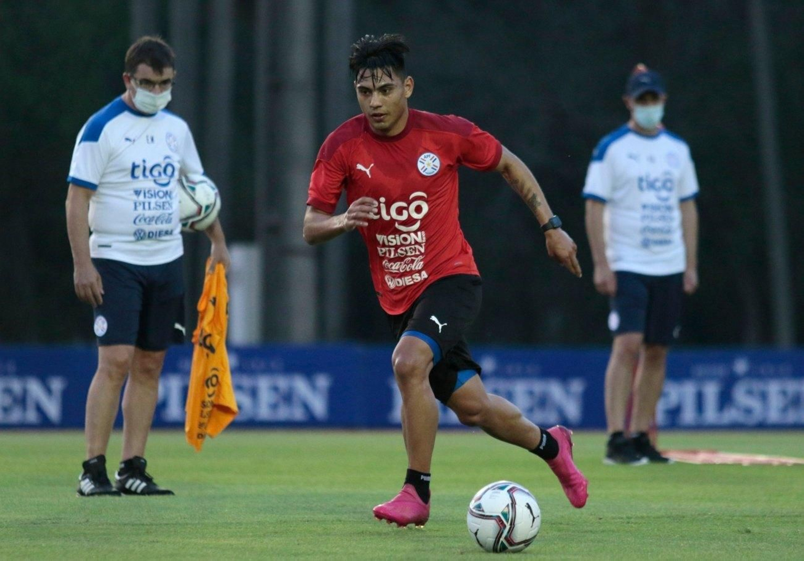 Arzamendia tiene muchas opciones de ser cadista a partir de la próxima temporada.