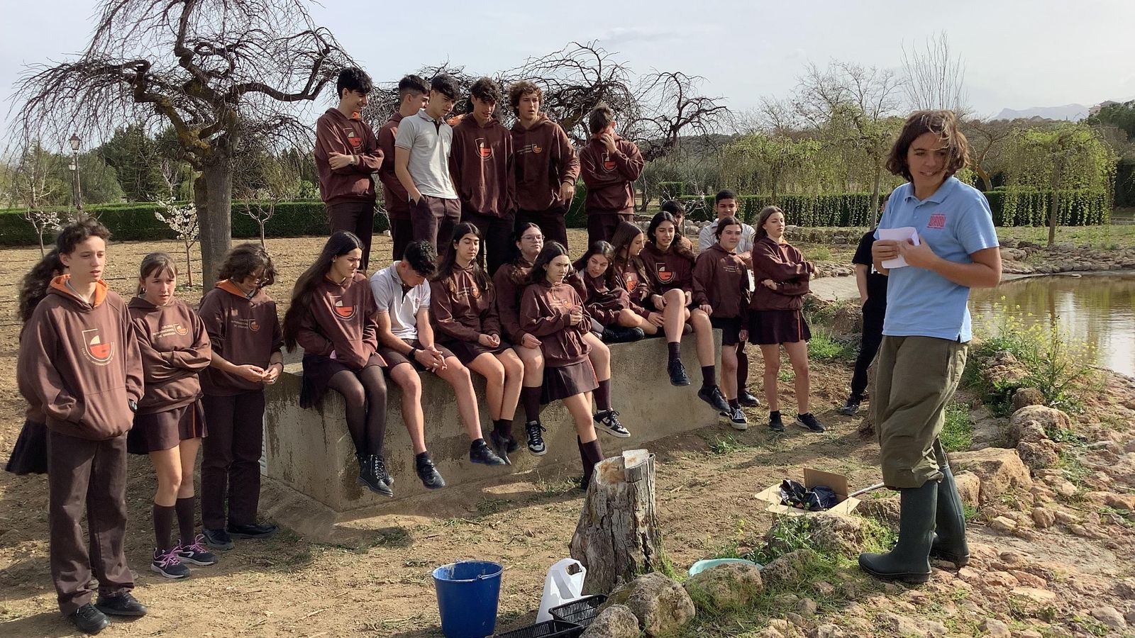 Los alumnos del Colegio Internacional de Granada recibieron talleres impartidos por biólogos y expertos. Los alumnos del Colegio Internacional de Granada recibieron talleres impartidos por biólogos y expertos.