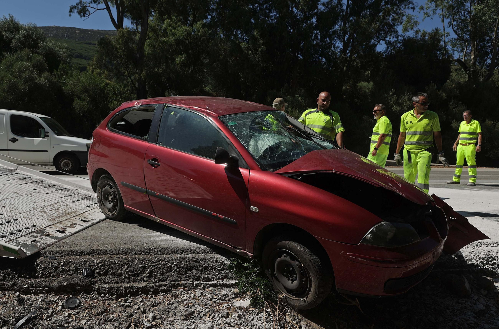Fotos de la colisión múltiple en la N340 a la altura de El Bujeo Fotos de la colisión múltiple en la N340 a la altura de El Bujeo
