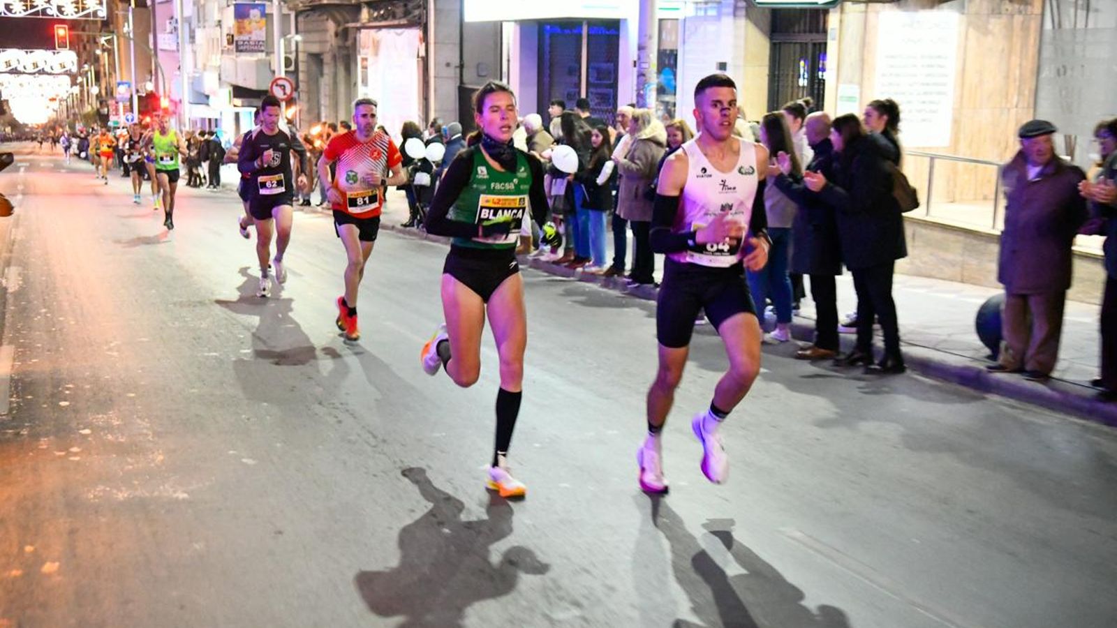 En imágenes: la élite del atletismo mundial despliega su calidad en la Carrera de San Antón de Jaén