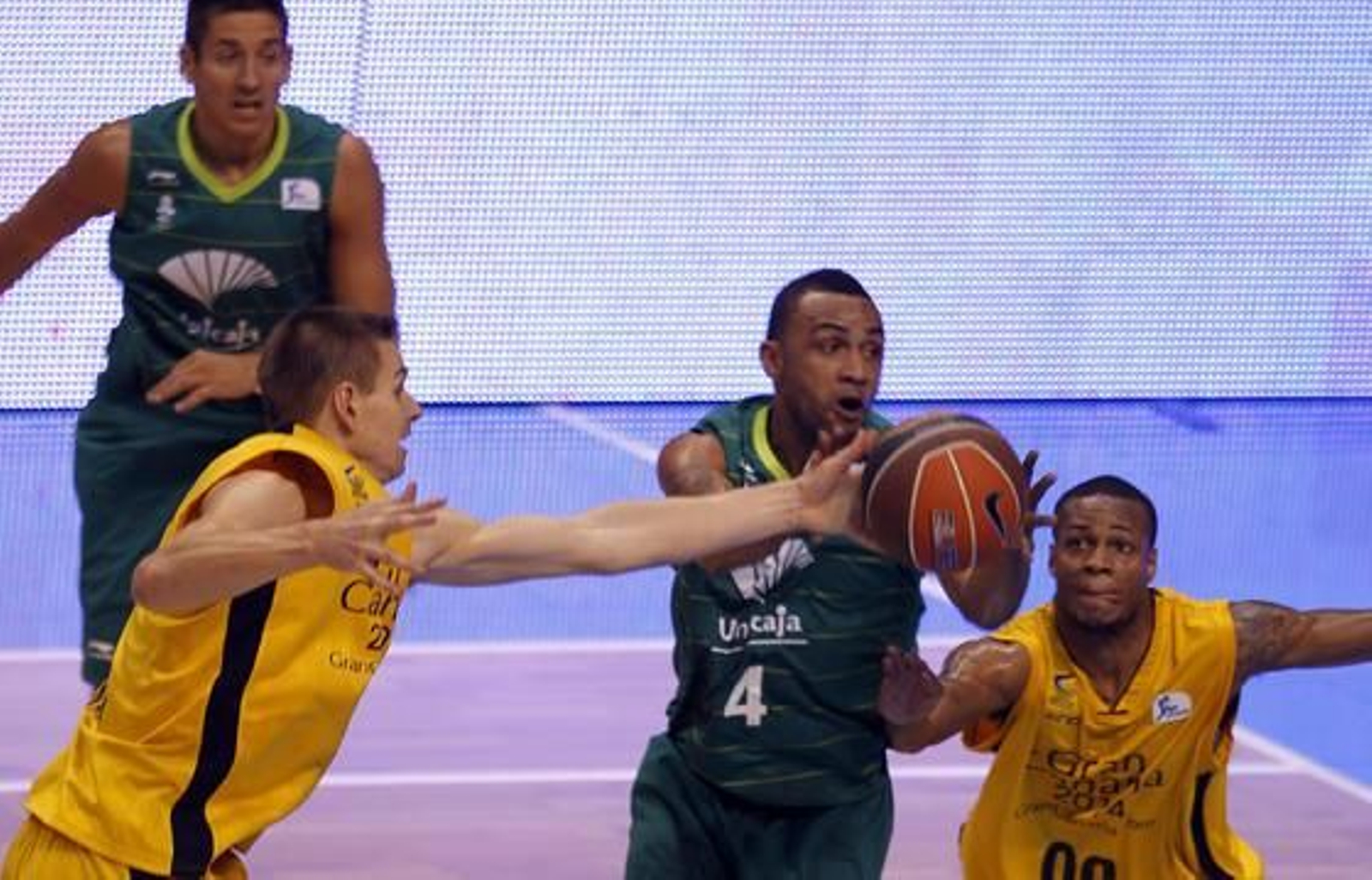 Unicaja-Gran Canaria

Foto: Sergio Camacho