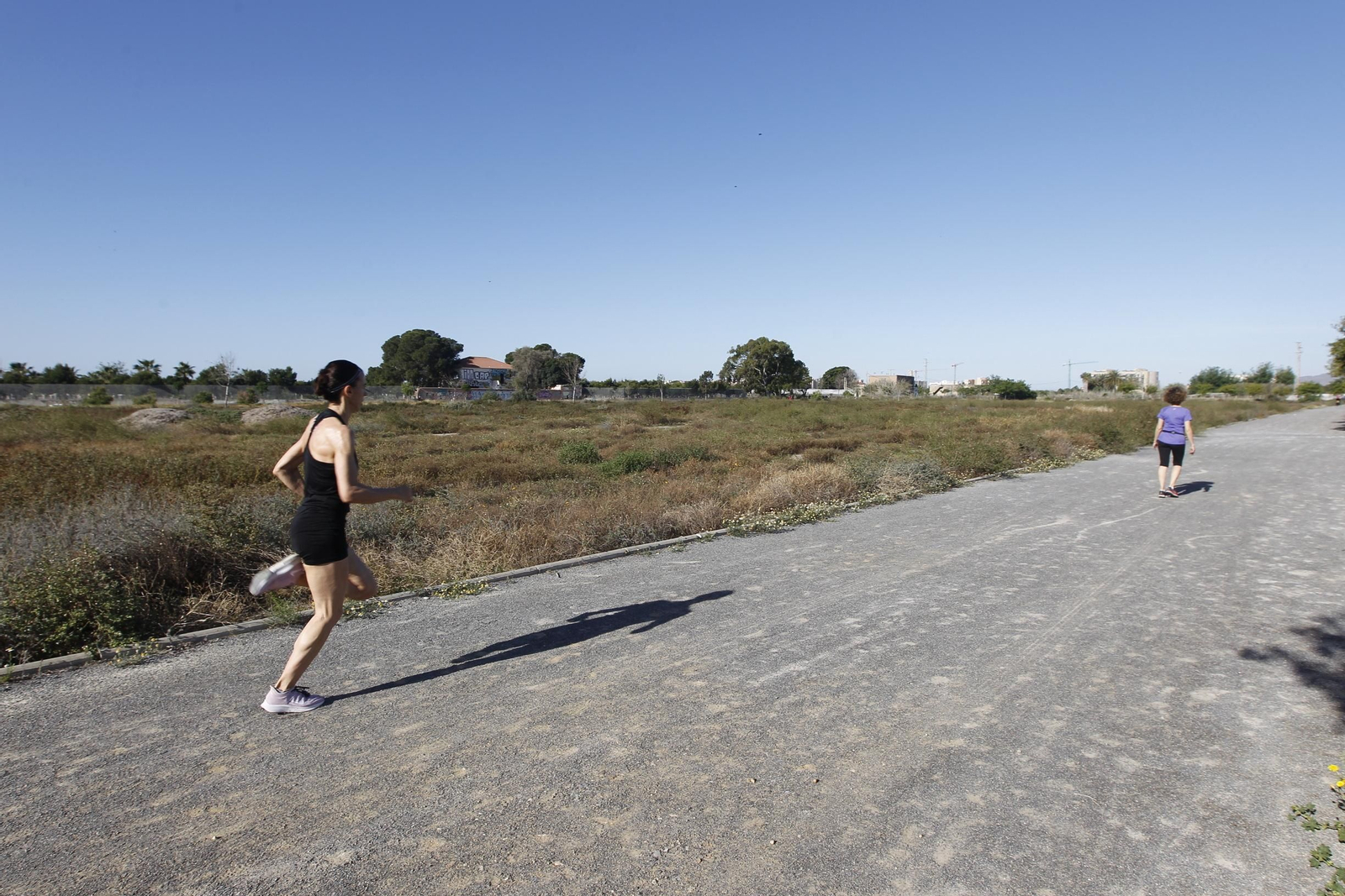 Fotogalería domingo de deporte en coronavirus. COVID-19. Almería