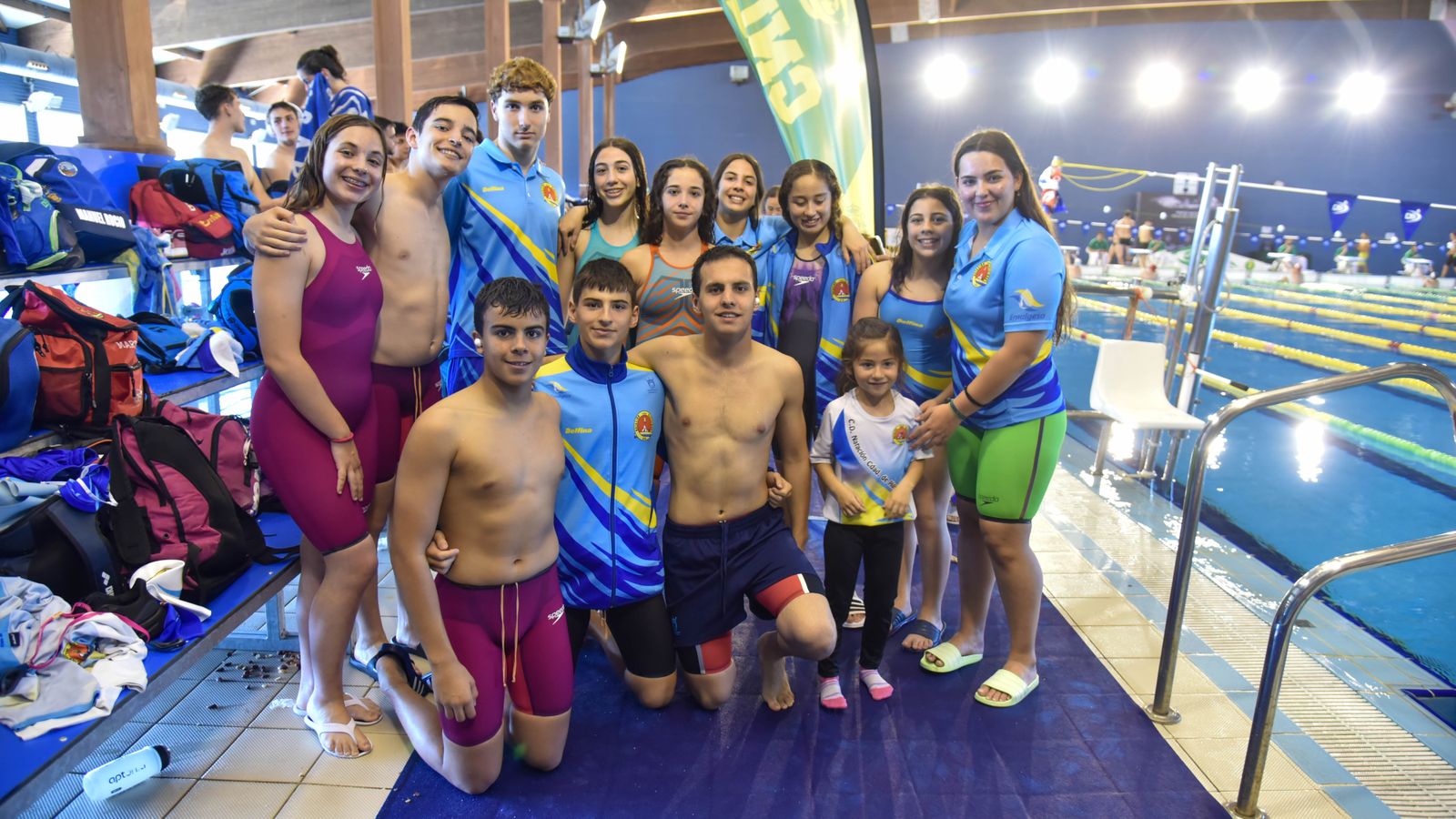 Las fotos de la primera jornada del IV Trofeo Natación ‘Villa de Los Barrios’