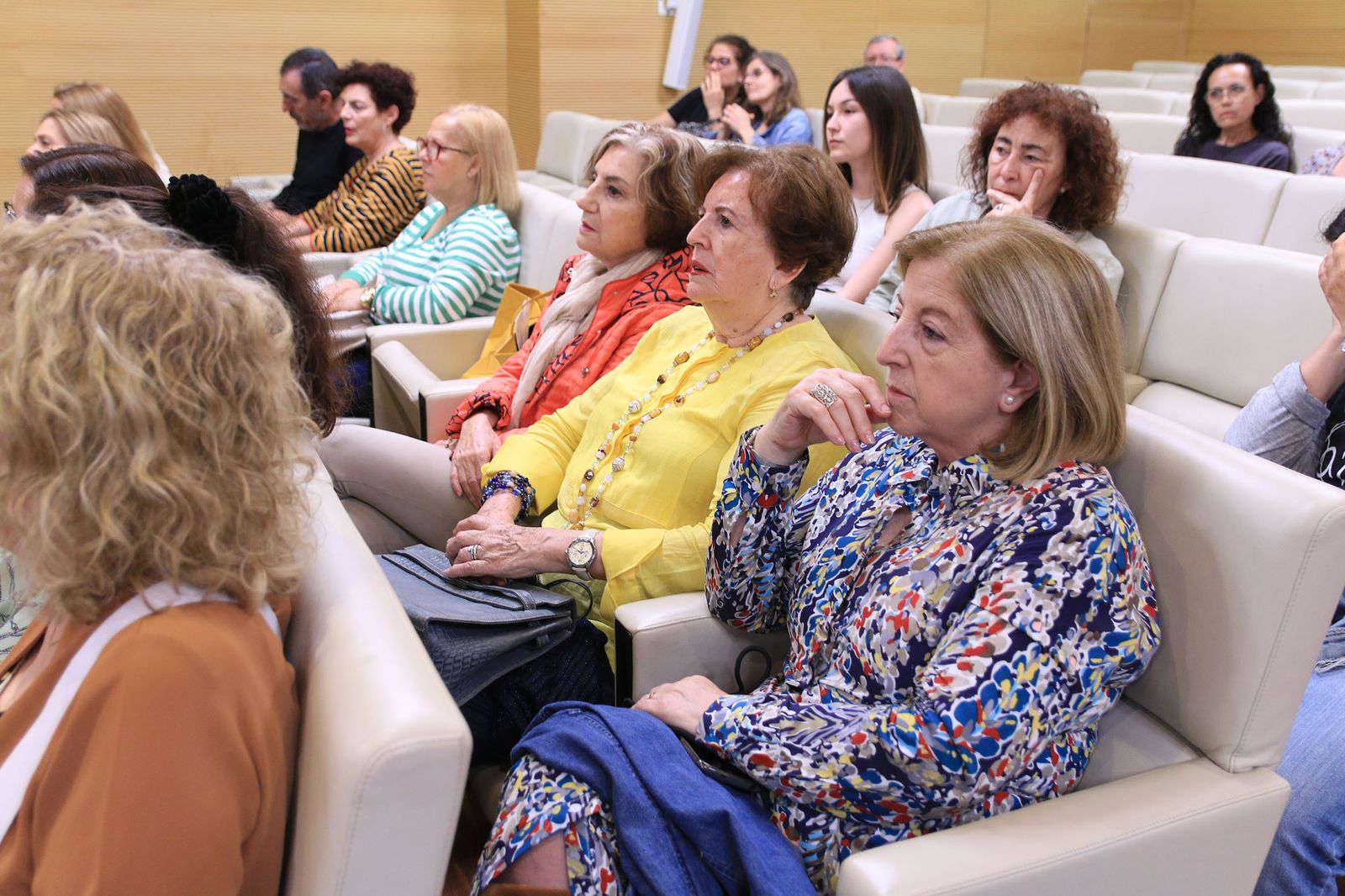 Diario de los Libros, con Fernando J. Múñez y su novela 'Antes se secará al tierra'