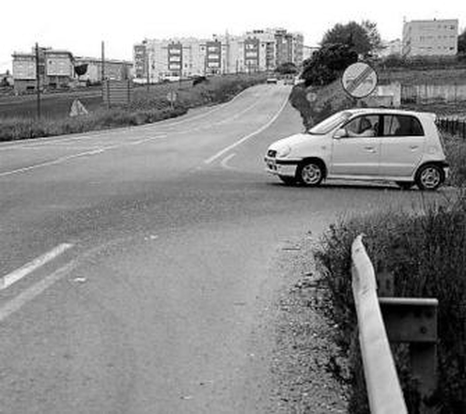 Lugar en el que se construirá la rotonda de la carretera de Medina.