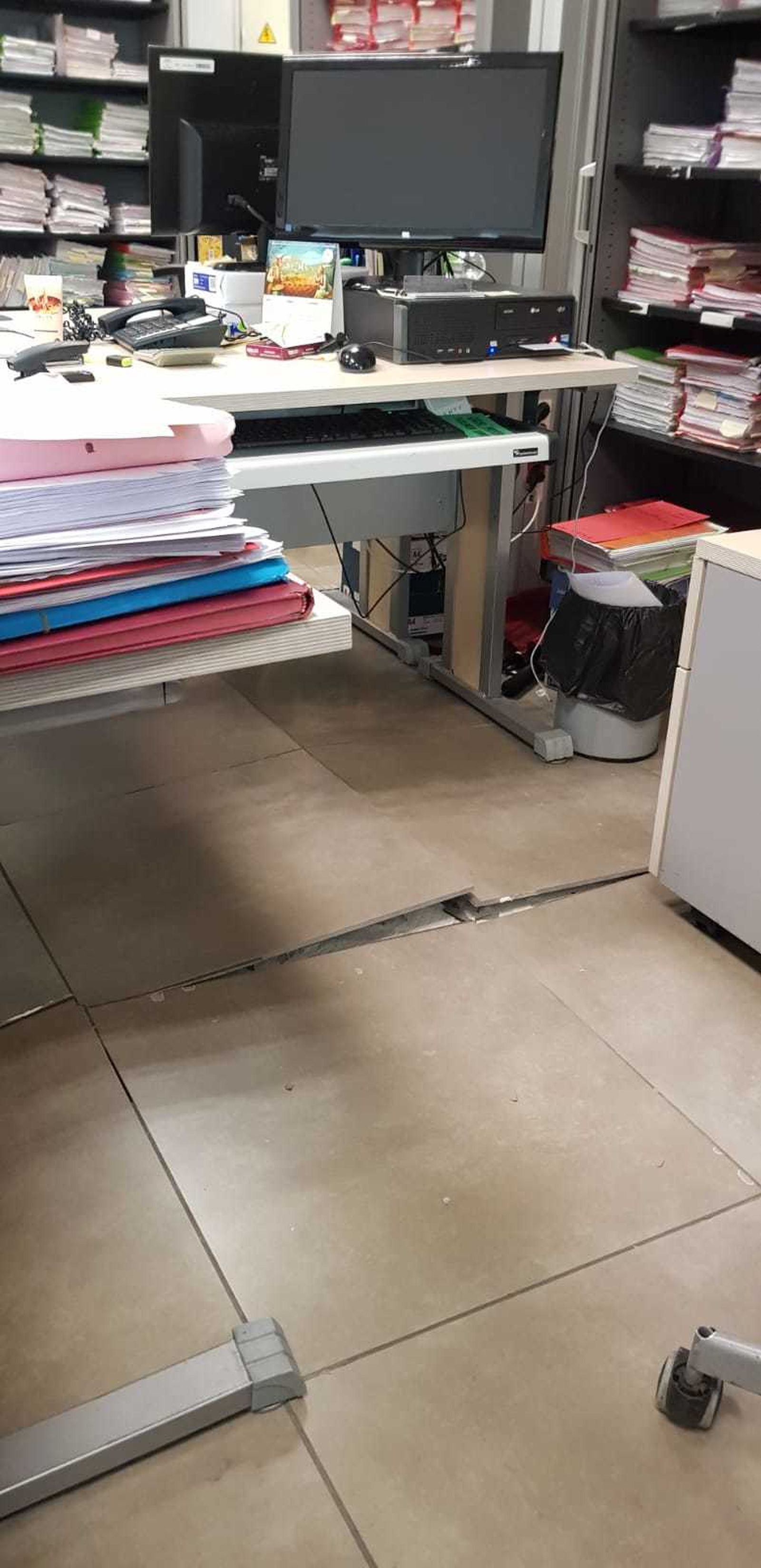 Una imagen del suelo levantado