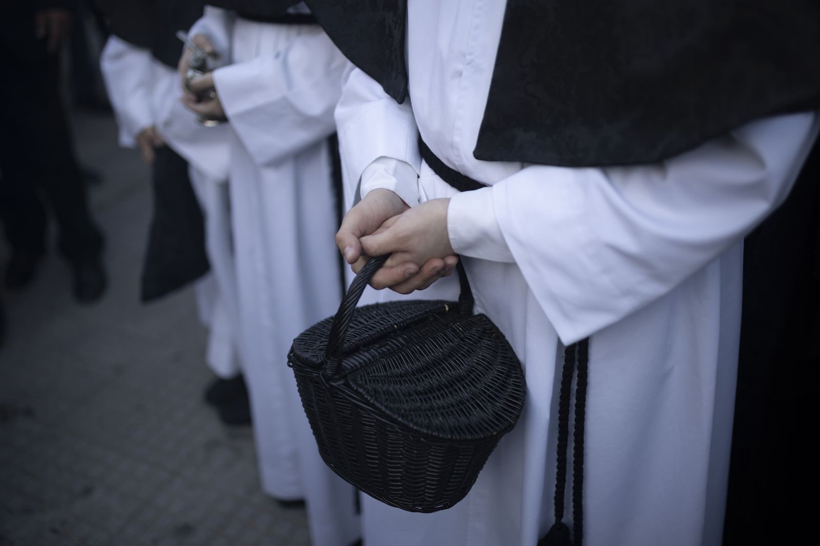 La Hermandad del Santo Entierro de la Semana Santa de Huelva 2023, en imágenes