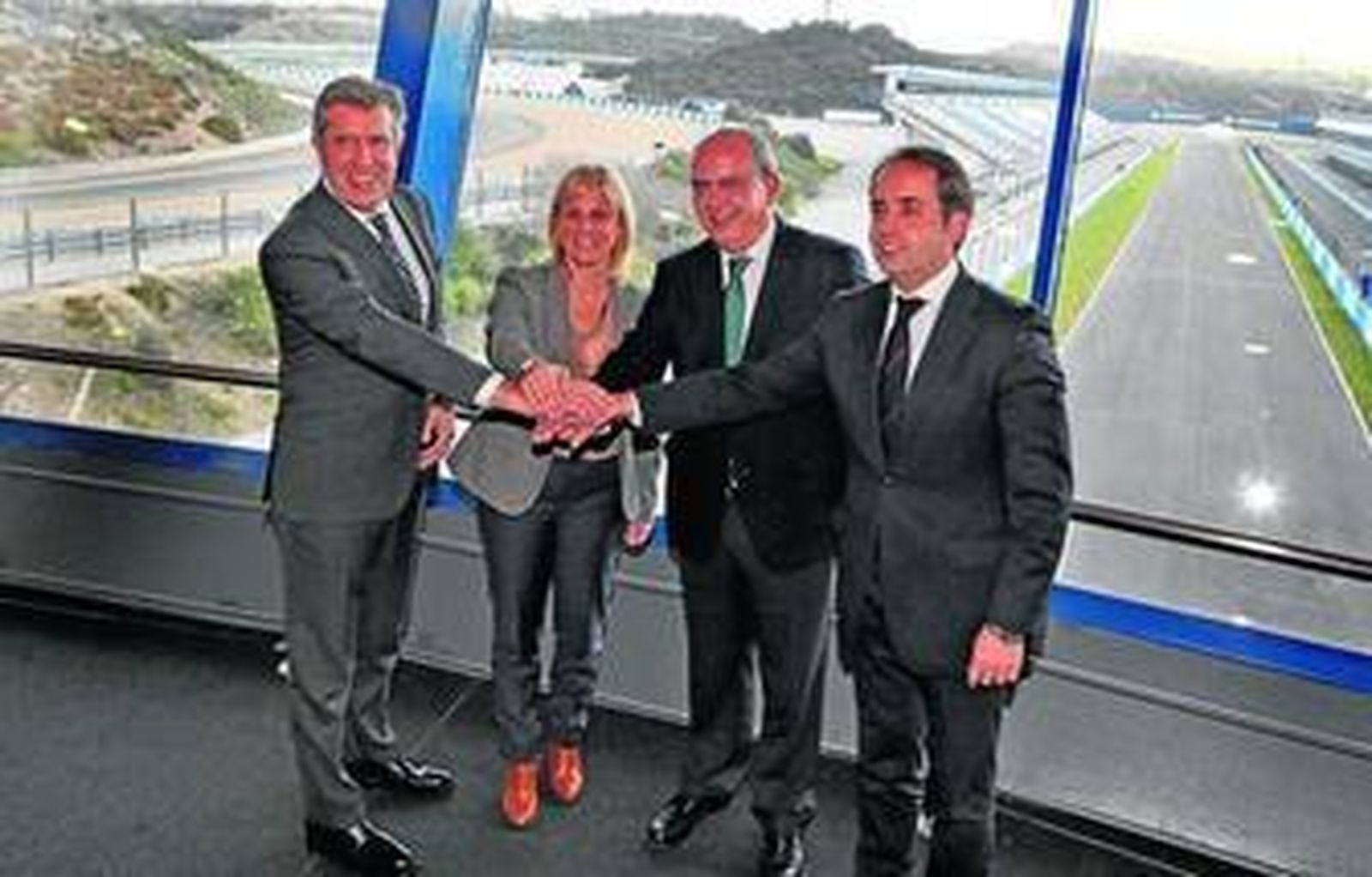 De izquierda a derecha, el director general de Incyde, la alcaldesa de Jerez, el presidente de la Cámara de Comercio y el primer teniente de alcalde, ayer.