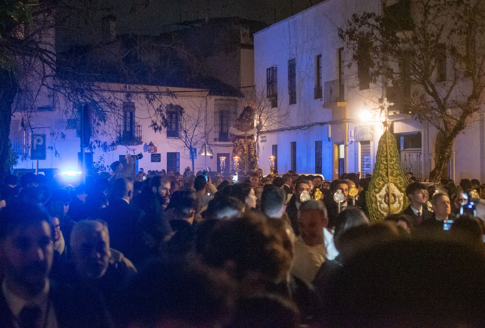 El vía crucis del Señor de las Penas en el Miércoles de Ceniza de Córdoba, en imágenes