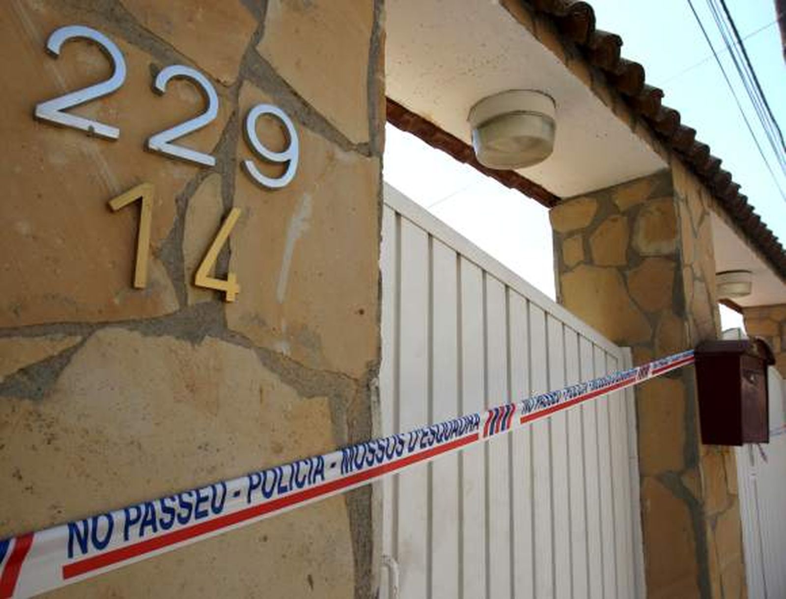 Hallan a una pareja descuartizada en un frigorífico en Barcelona