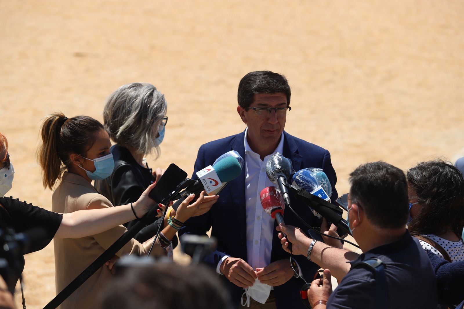 Imágenes de la vista de Juán Marín a las playas de la Antilla