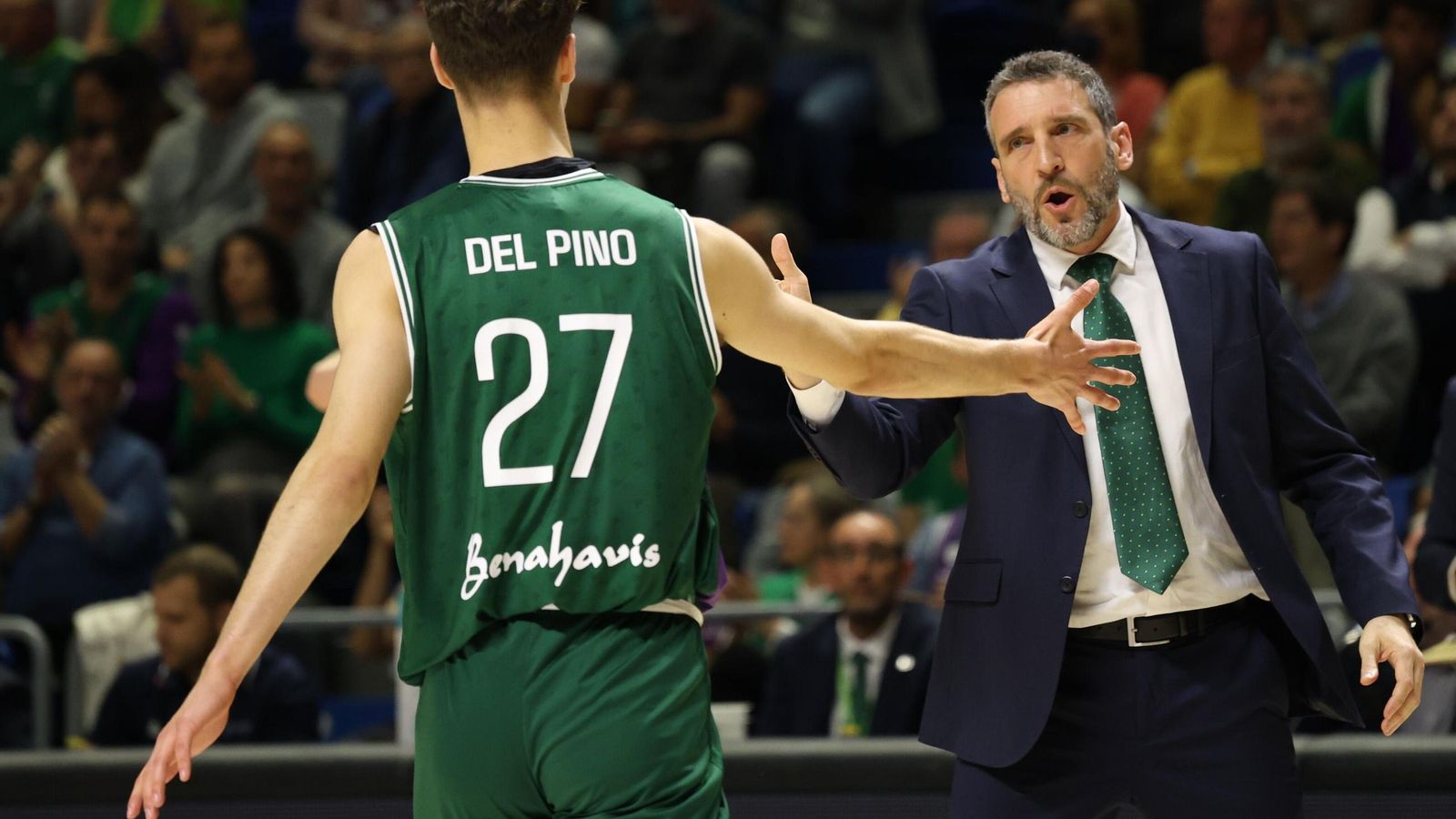 Del Pino, con Ibon Navarro.