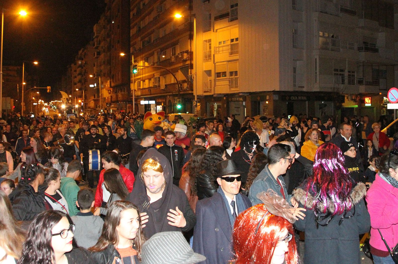 Pasacalles del Entierro del Choco, en imágnes