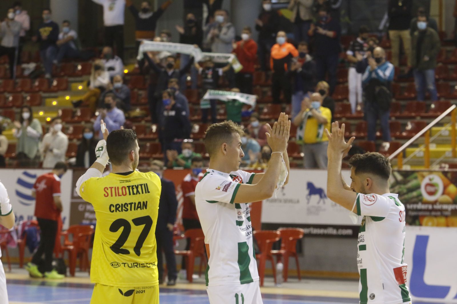 Fotografías: La victoria del Córdoba Futsal sobre el Peñíscola