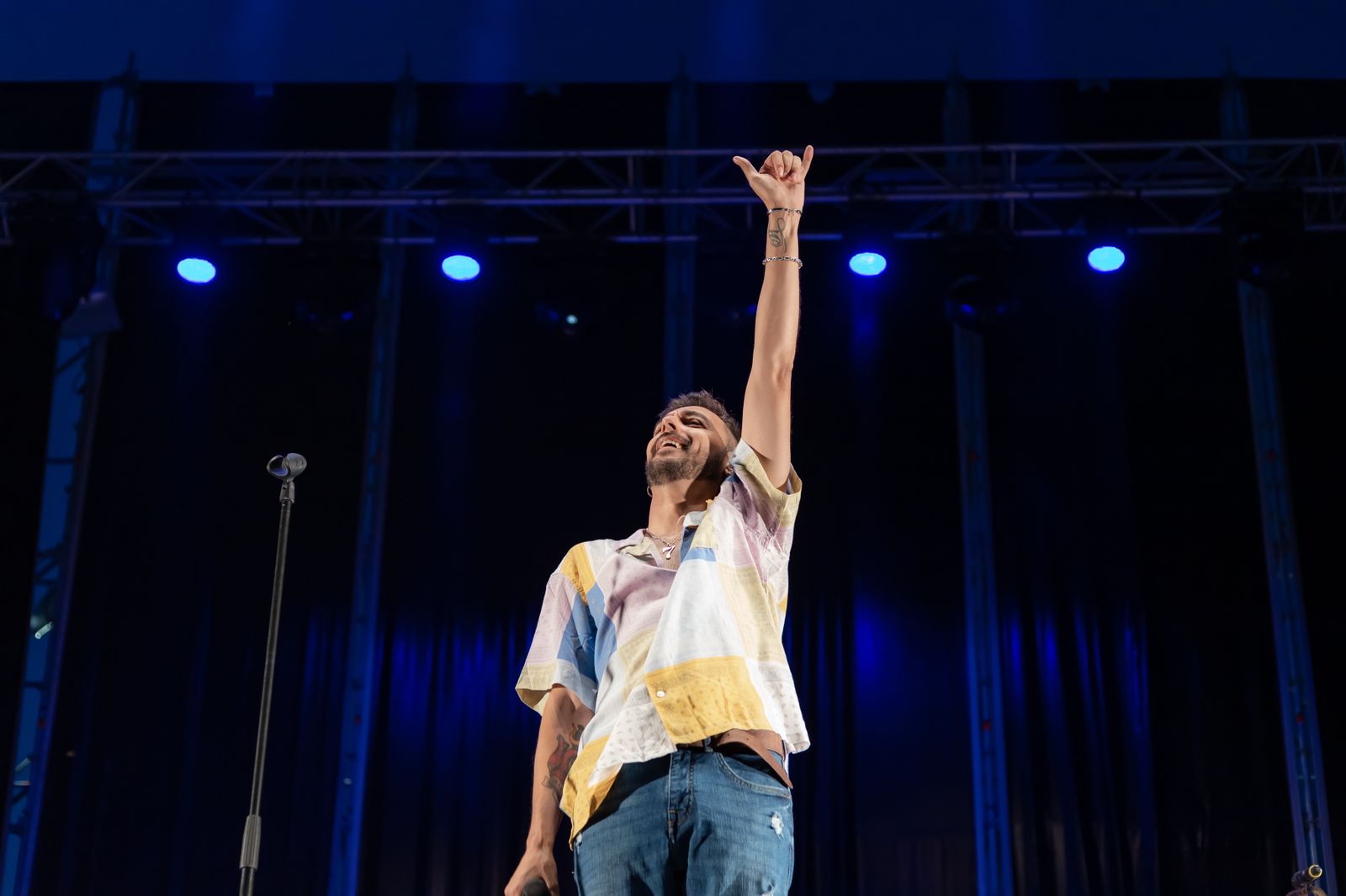 Búscate en el concierto de Raulé en Bahía Sound