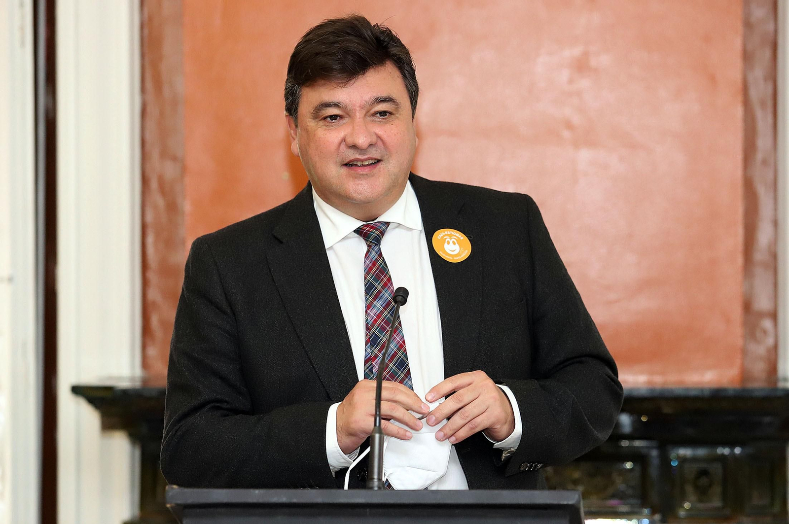 Imágenes de la entrega de los premios "Cazaestigmas" de Feafes y nombramiento de Jesús Quintero como embajador de la Salud Mental