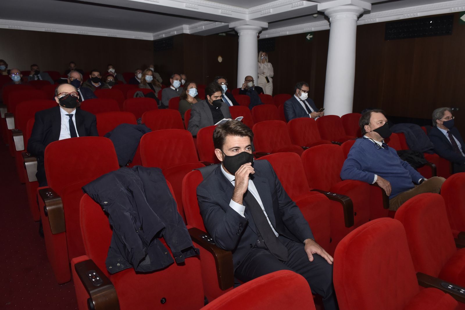 La presentación del libro de Carlos Navarro, sobre Luis Carlos Peris en imágenes