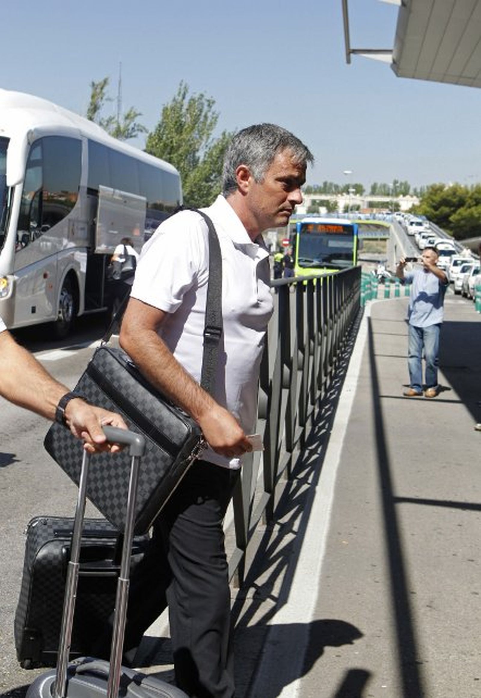 Toque de diana y rumbo a Los Ángeles