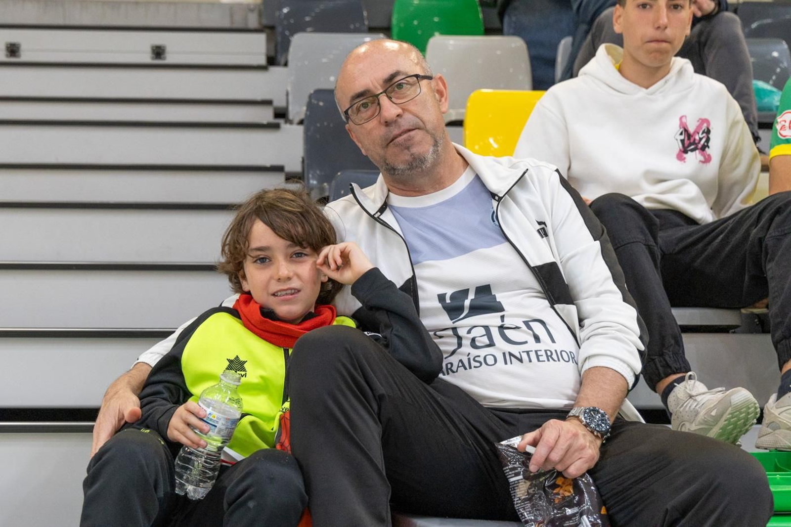 En imágenes: la afición y mejores jugadas del Jaén FS - Jimbee Cartagena