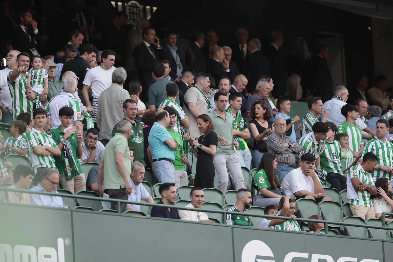 Búscate en las fotos del Betis - Valencia