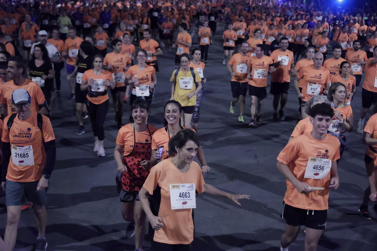 Búscate en la Carrera Nocturna de Sevilla (5)
