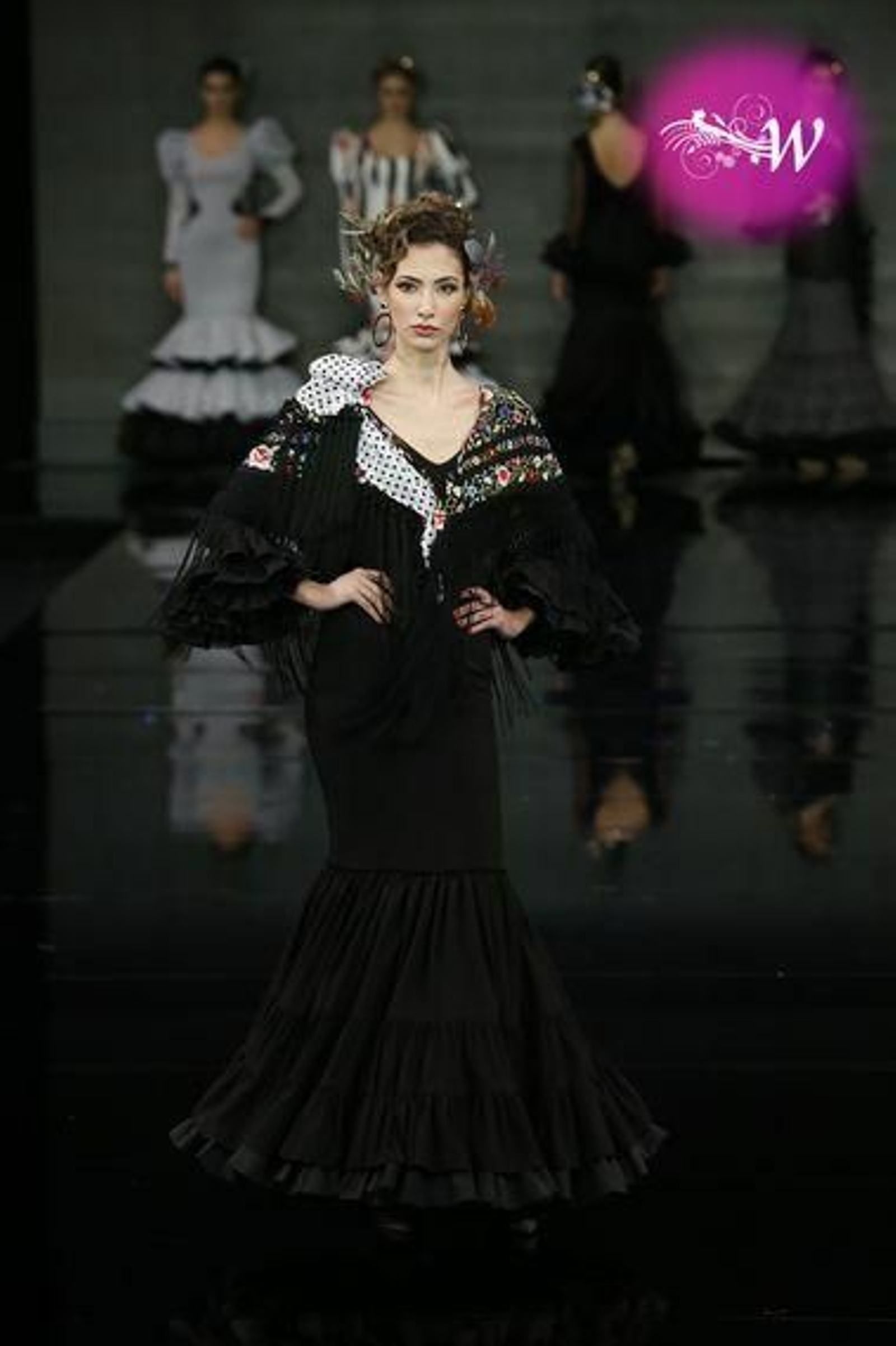 Yolanda Moda Flamenca soprende con 'Firmamento', así es su nueva colección para Simof 2020