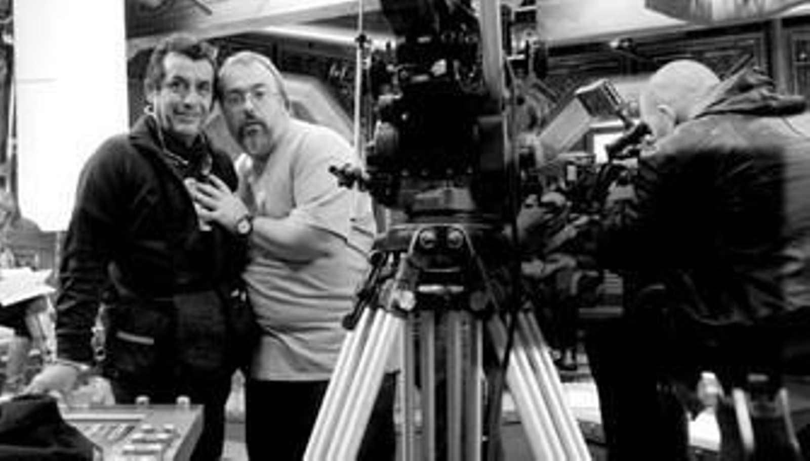 Pipo Fernández y Álex de la Iglesia, recientemente en el rodaje de 'Plutón Verbenero'.