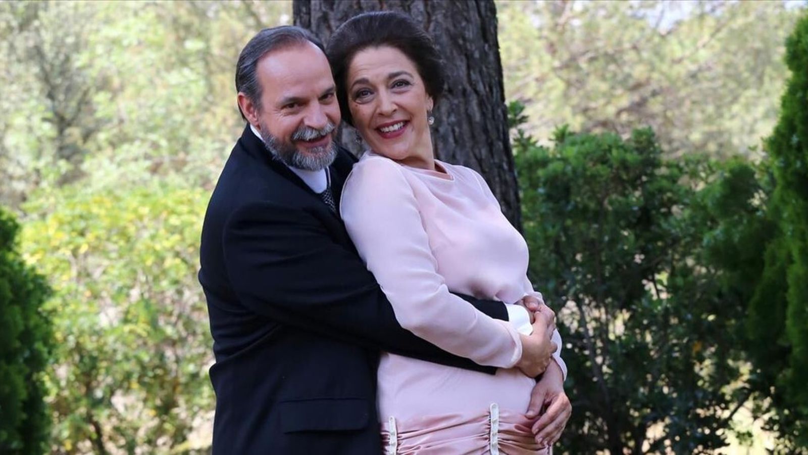 Bouzas (Francisca), con Ramón Ibarra (Raimundo), su marido en la serie.