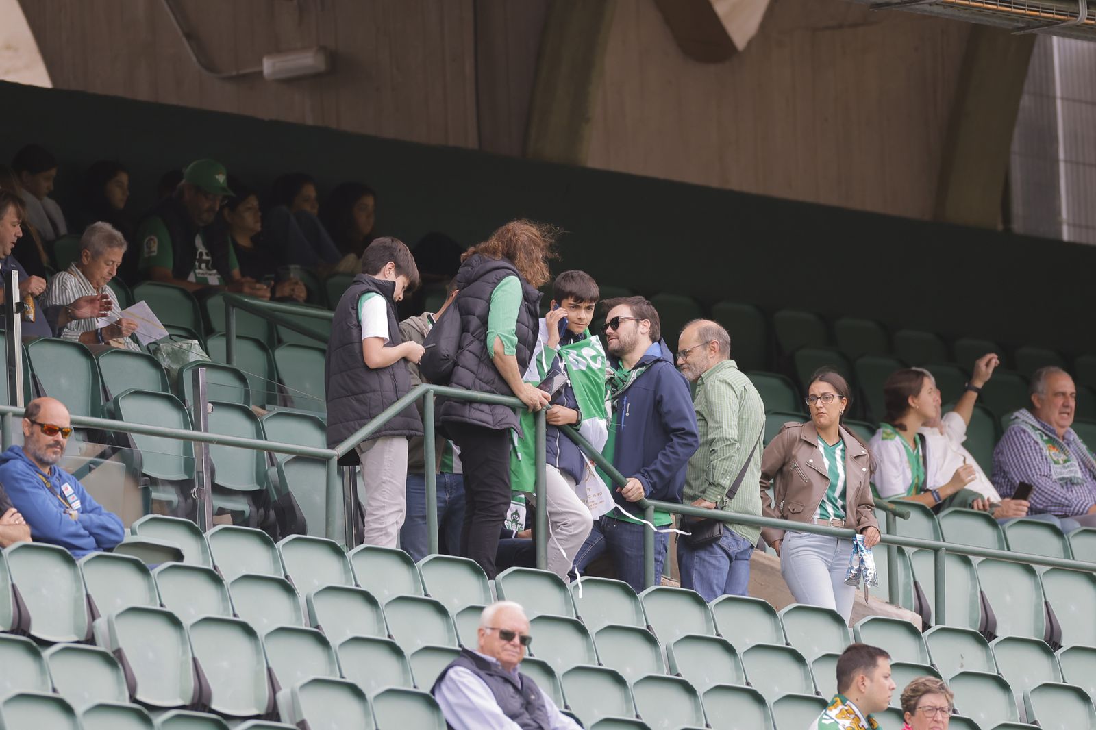 Búscate en las fotos del Betis-Osasuna