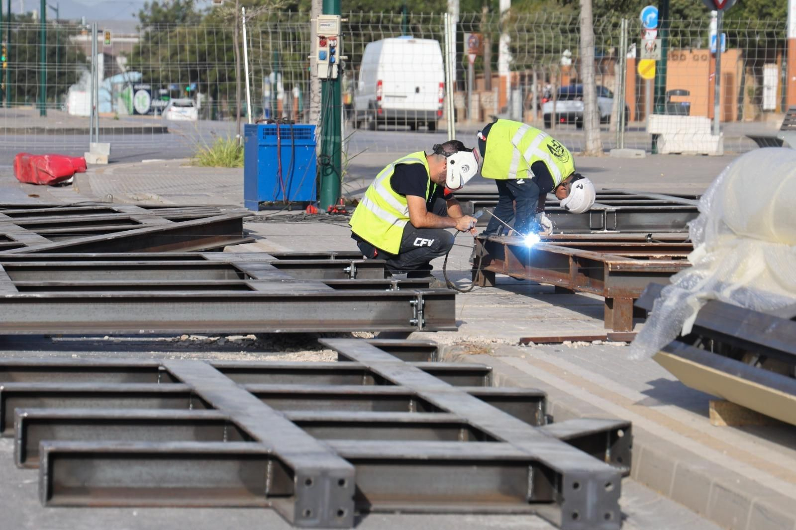 Comienza la cuenta atrás para la Feria de Málaga, en imágenes