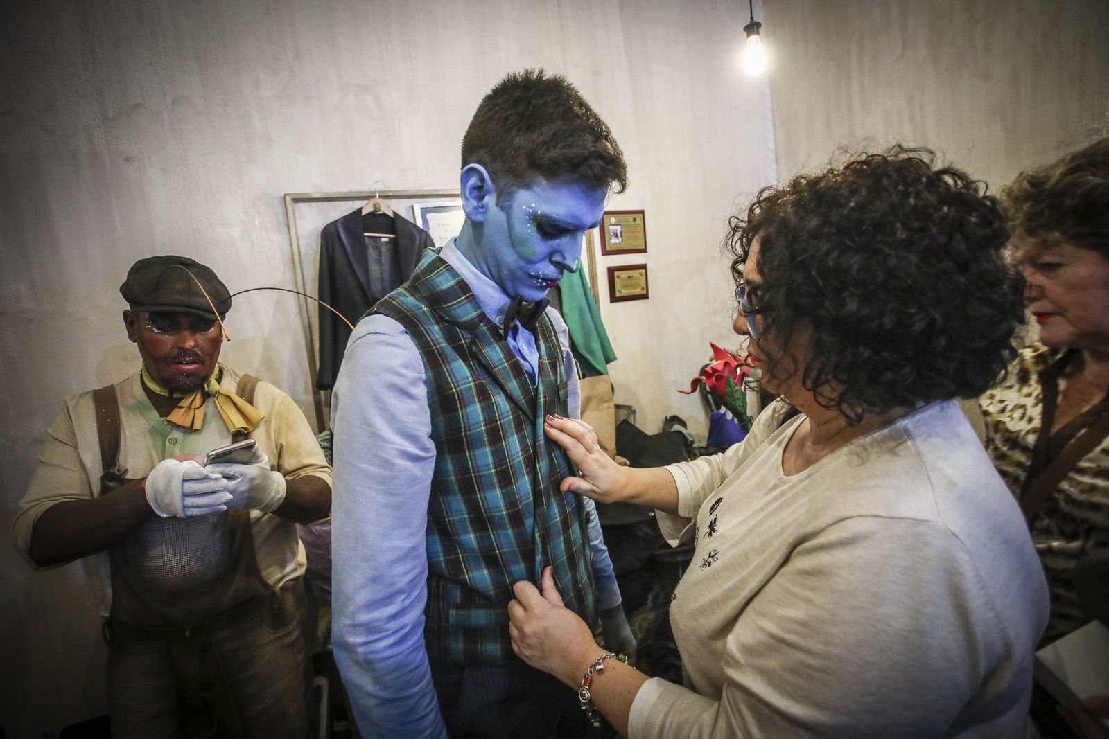 Las imágenes de la preparación de la comparsa 'La canción de la laguna'