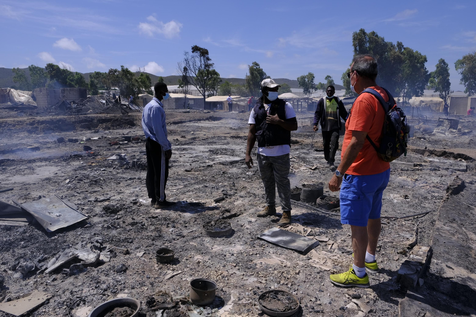 Fotogalería incendio asentamiento de chabolas en Atochares-Níjar (Almería)