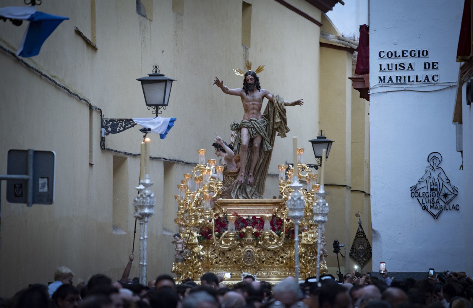 Las imágenes de la salida extraordinaria del Señor de la Resurrección