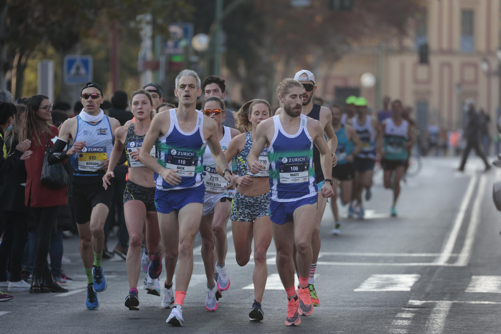 Las imágenes de la Maratón de Sevilla 2022 (6)