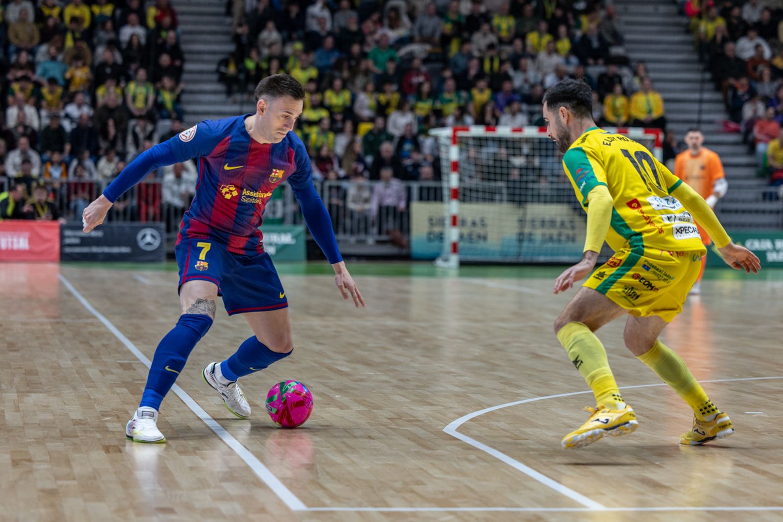 Las mejores imágenes del espectacular encuentro entre Jaén Paraíso Interior FS y Barça (3-3)