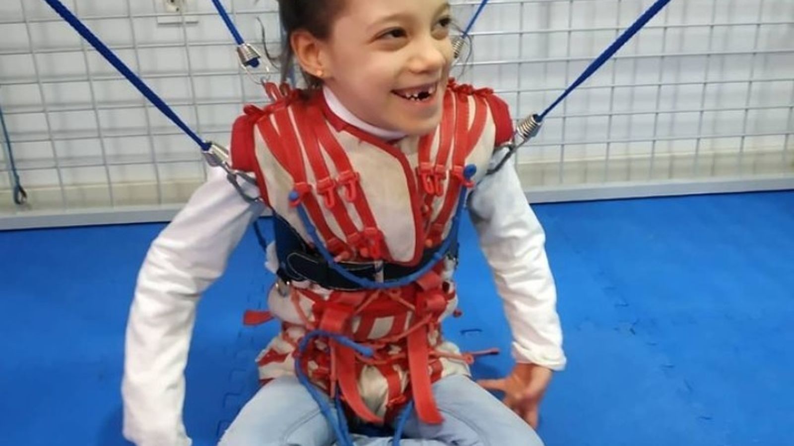 Ely Martos Gil espera que el reto pueda recaudar los 2.500 euros faltantes para acceder a la terapia Therasuit.