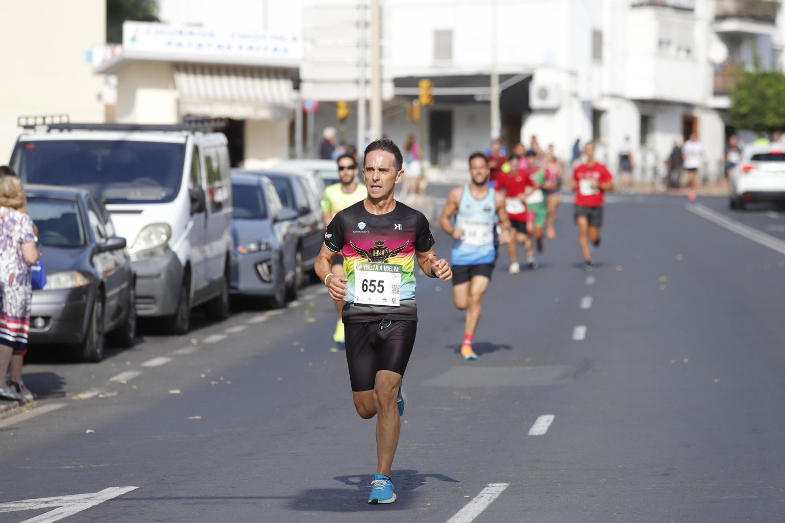 Las imágenes de la vuelta a Huelva de atletismo