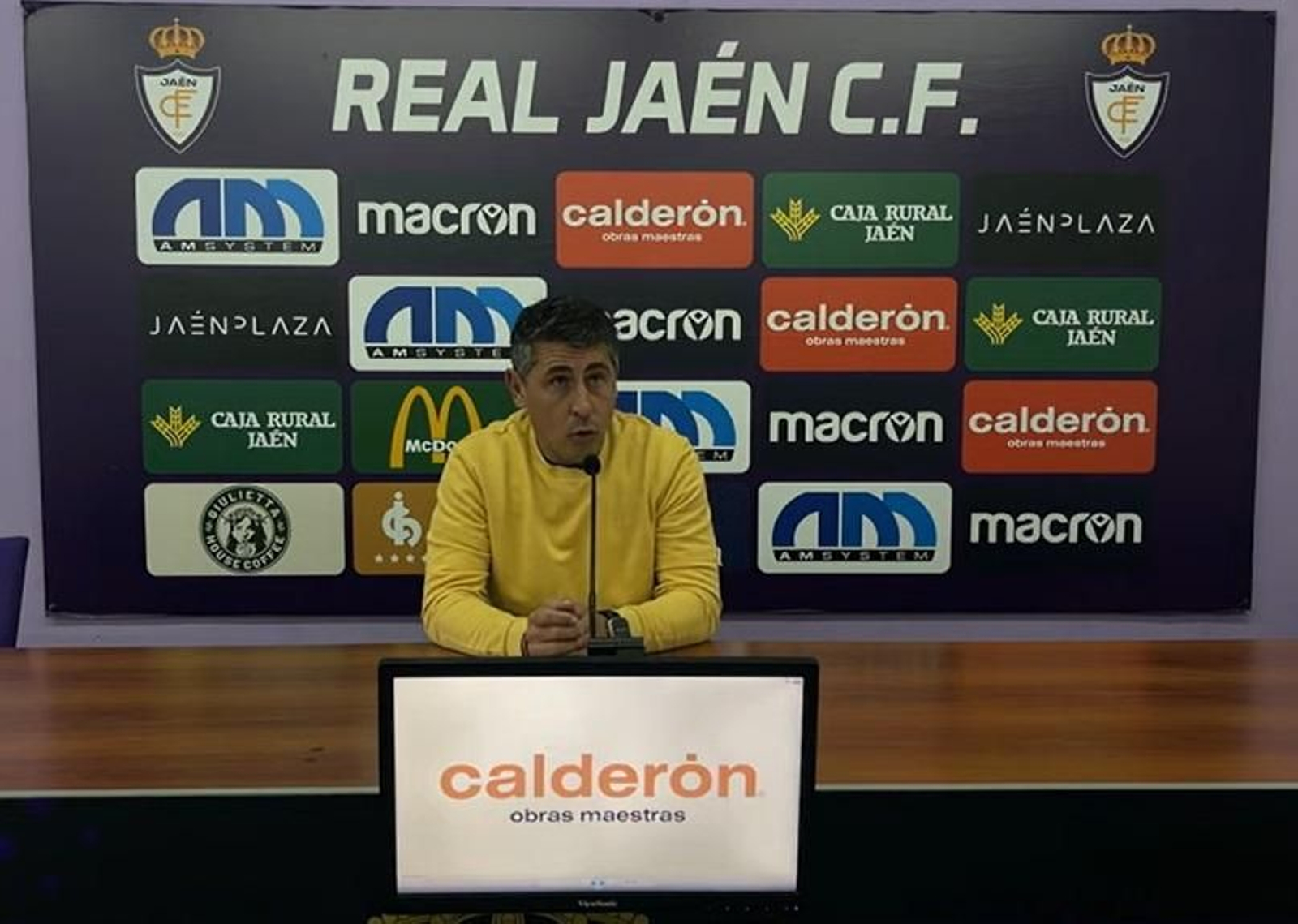 Roberto Peragón, en la rueda de prensa previa al choque ante el Marbellí FC.