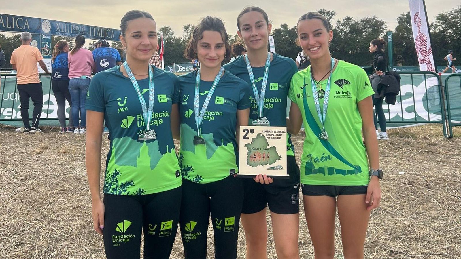 El plantel sub 23 femenino del conjunto jiennense se colgó la medalla de plata.