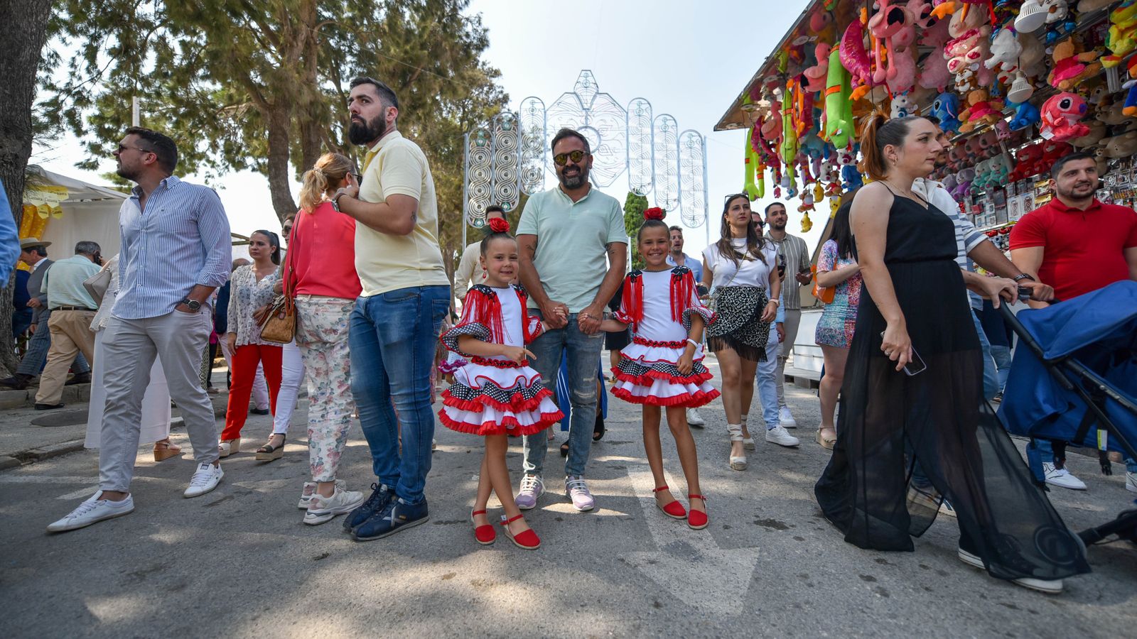 Búscate en las fotos del sábado en la Feria de Los Barrios 2023