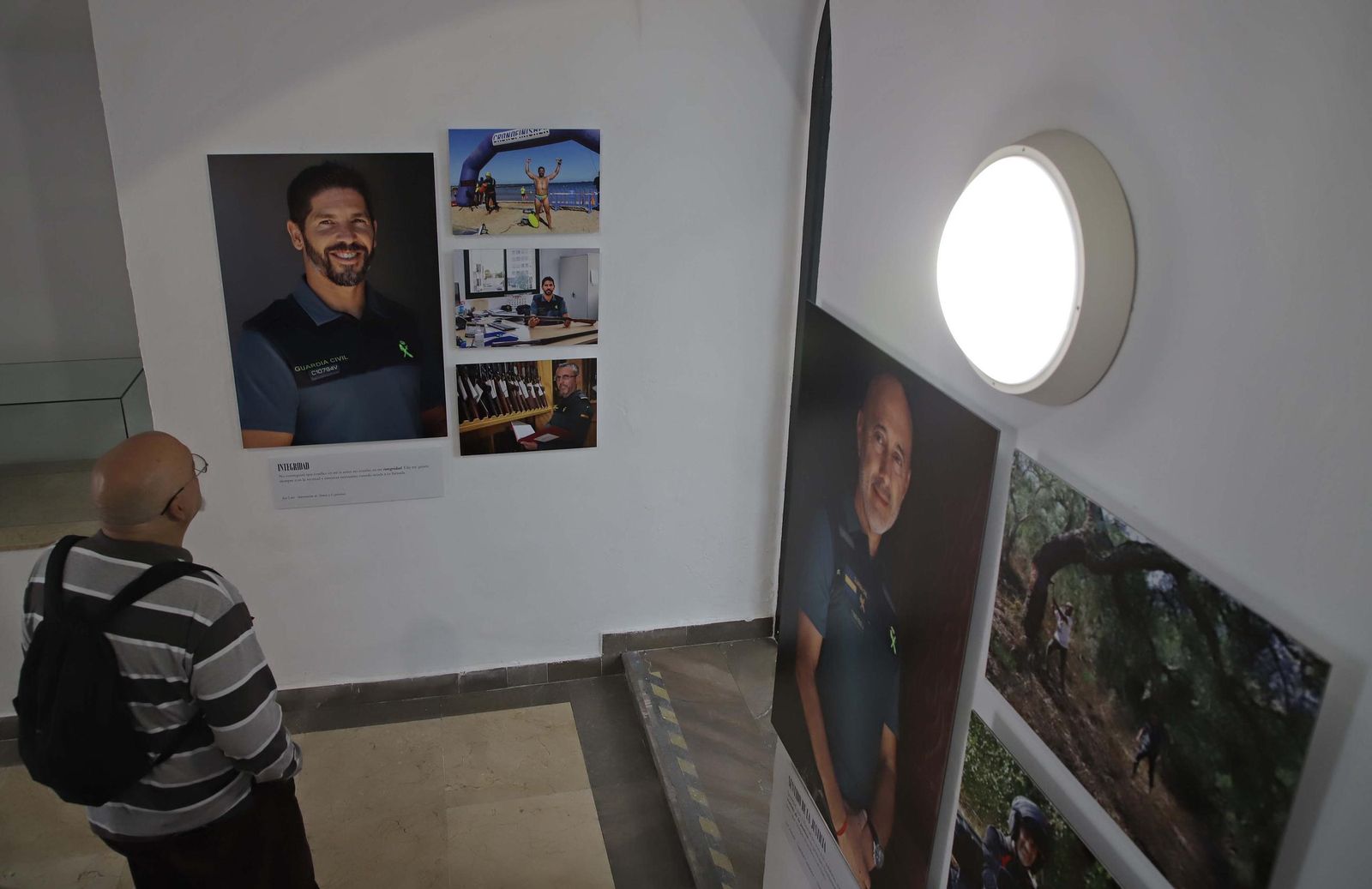 Fotos de la exposición fotográfica de la Guardia Civil en el Museo Municipal de Algeciras