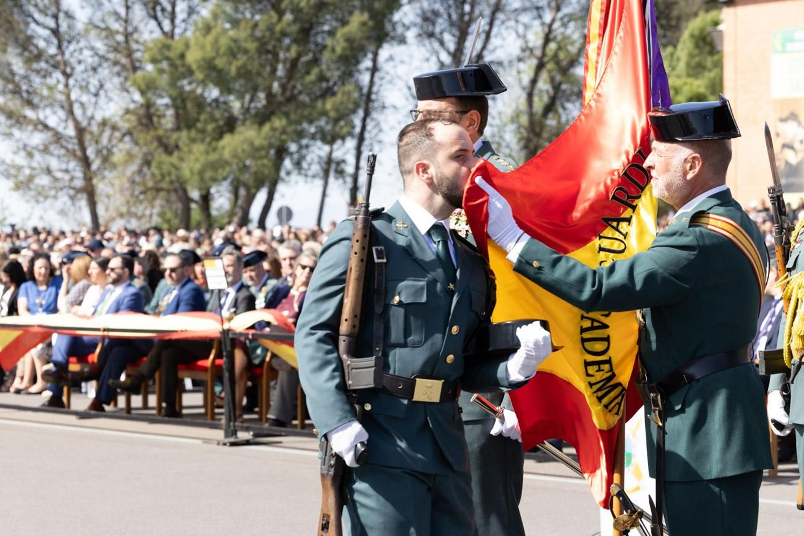 Jura de bandera de la 130ª promoción de guardias civiles de la Academia de Baeza