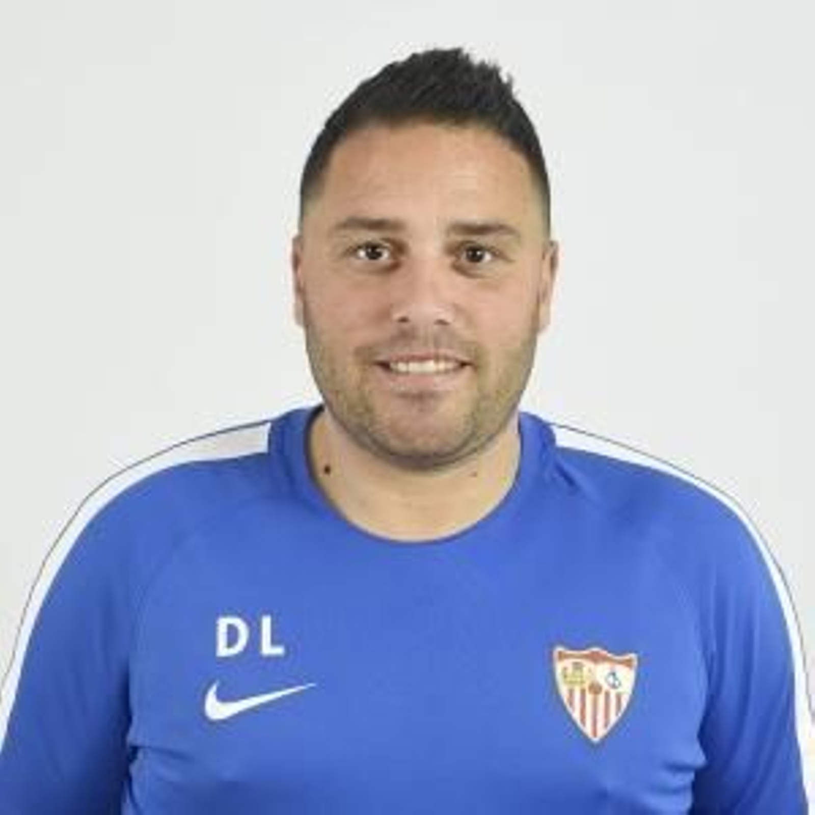 El aljarafeño David Losada entrenará al primer equipo.