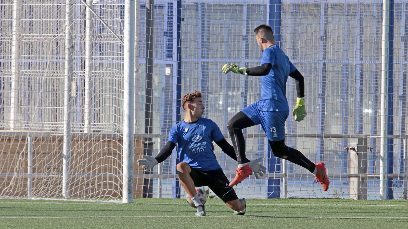 Marc Vito puede ser titular en lugar de Álex Satoca en la meta azulina.