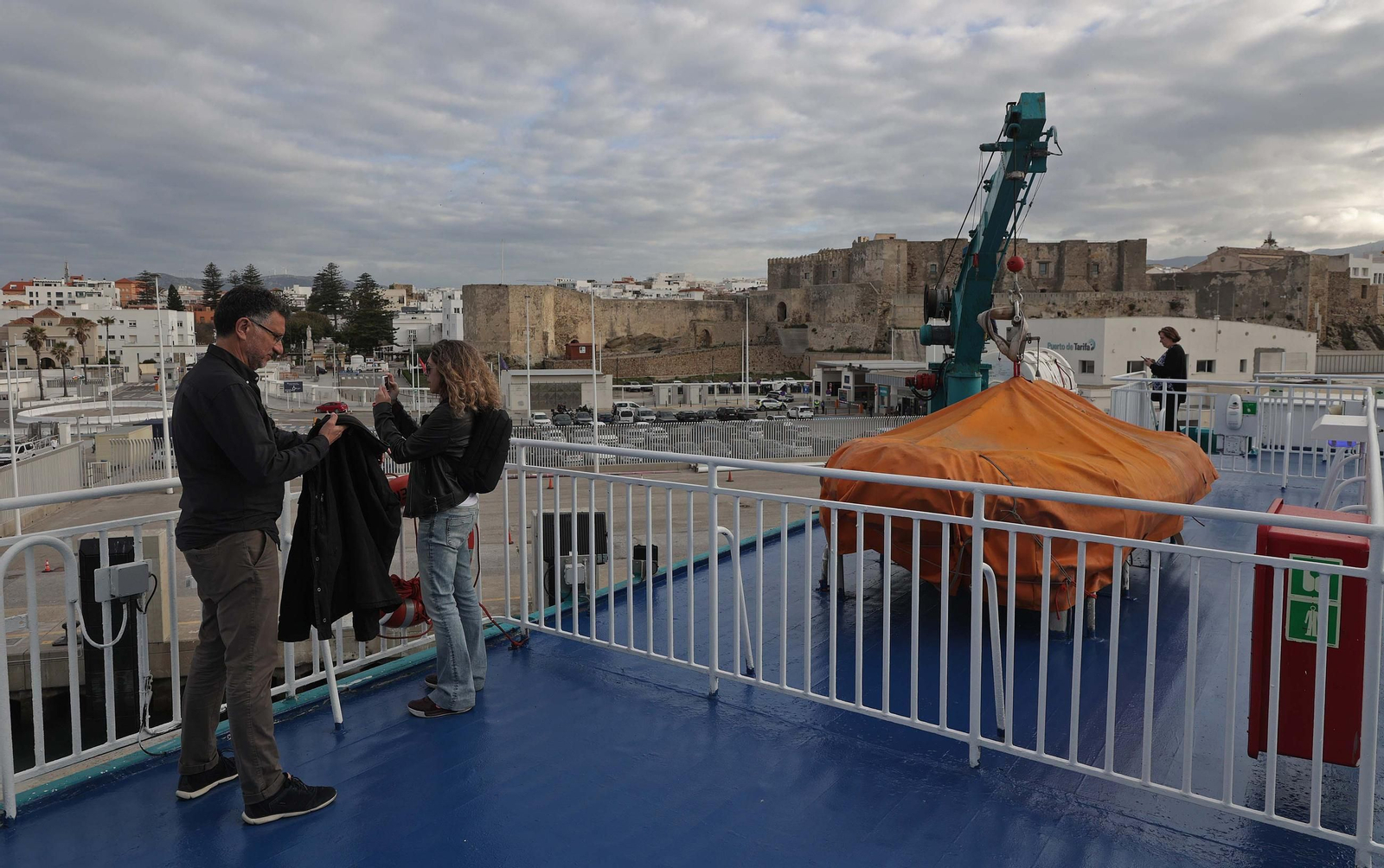 Así fue el primer viaje del 'Avemar Dos' entre Tarifa y Tánger con Baleària, en imágenes