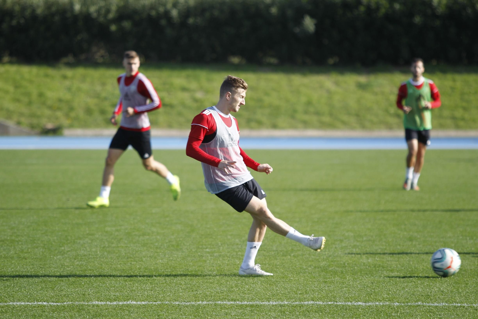 Fotogalería del entrenamiento de la UDA, 6-XII