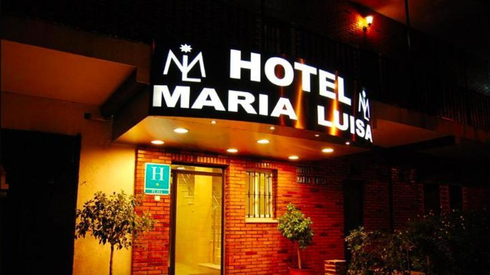 Hotel María Luísa Hotel María Luísa