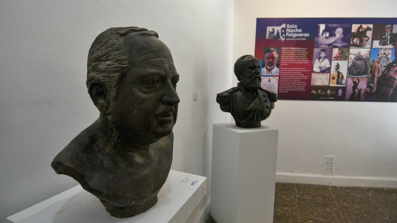 Inauguración de la exposición de Nacho Falgueras en La Casa de la Cultura de La Línea