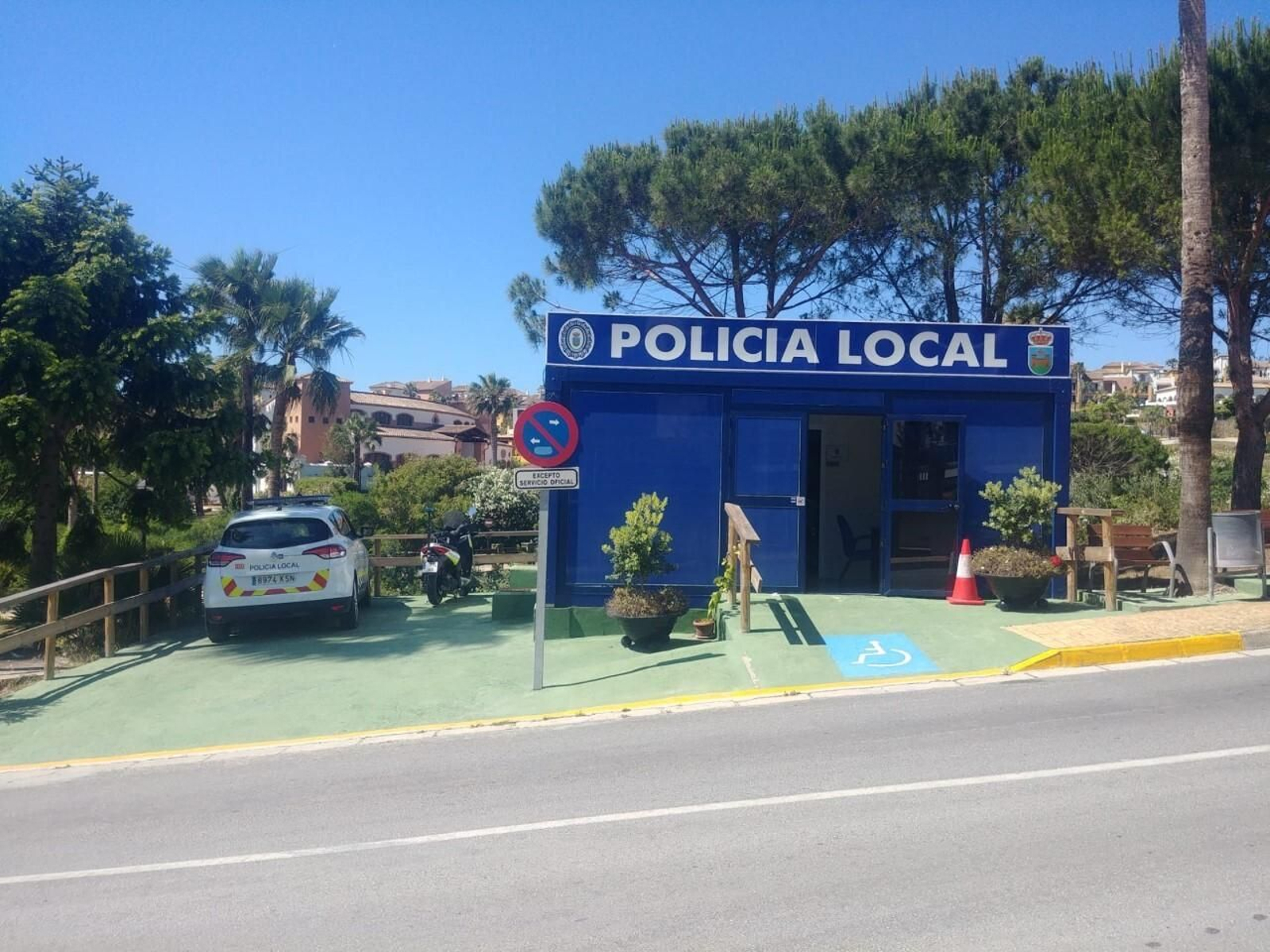 Puesto de la Policía Local junto a la Playa de La Alcaidesa
