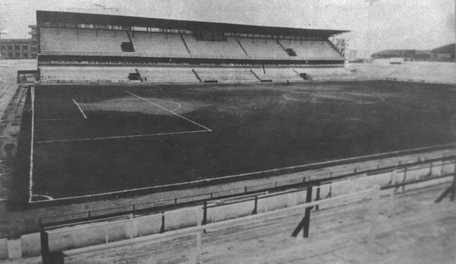 Imagen de archivo del antiguo Estadio de Los Cármenes.